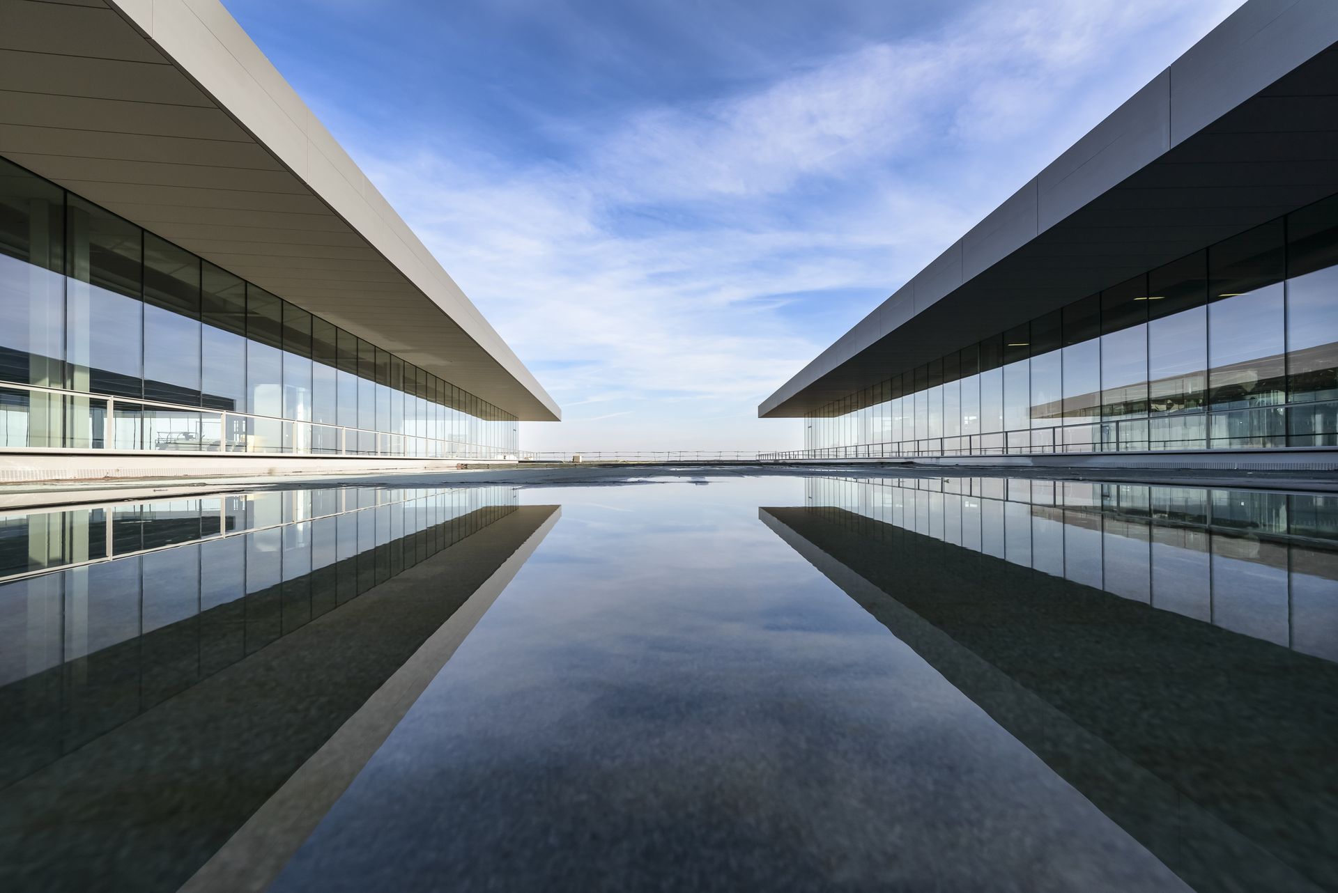 Premium Commercial Building Construction Perspective